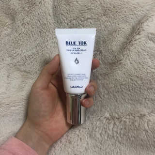 [룰루앤코] 블루톡 톤업 광채 크림 — 4.5점을 준 리뷰어가 2020년 2월 올린 사용 사진