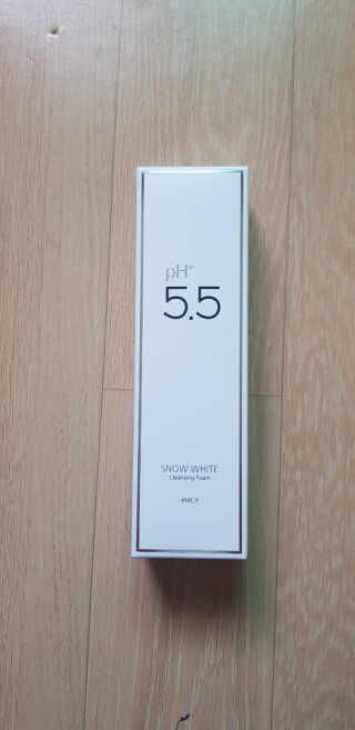 포므시 스노우화이트클렌징폼pH5.5 — 5점을 준 리뷰어가 2019년 8월 올린 사용 사진