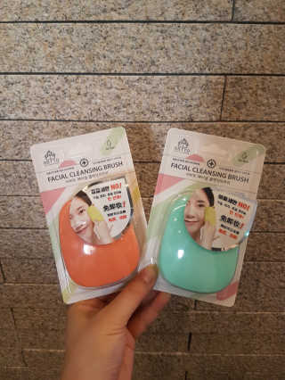비비또 페이셜 클렌징 브러쉬 2P — 4점을 준 리뷰어가 2019년 6월 올린 사용 사진