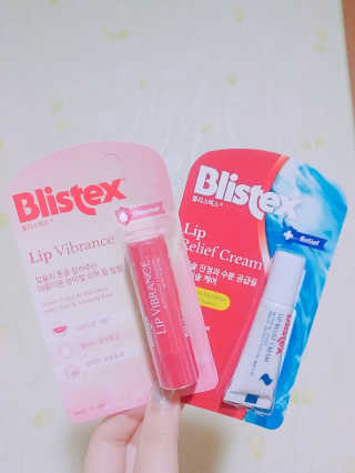 블리스텍스 립 릴리프 크림 립밤, 립 바이브런스 립밤 — 4점을 준 리뷰어가 2018년 11월 올린 사용 사진