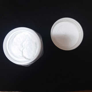 파시스 올인원 진주 화이트닝 크림 100ml — 3점을 준 리뷰어가 2019년 2월 올린 사용 사진