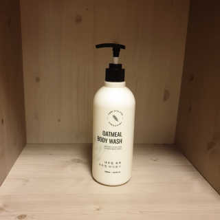 (주)에네스티 내추럴 촉촉  오트밀 바디워시 500ml — 5점을 준 리뷰어가 2019년 12월 올린 사용 사진