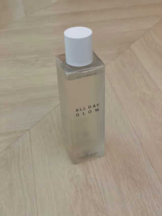 ALL DAY GLOW [올데이글로우] 카밍 밸런스 페이셜 토너 200ml — 5점을 준 리뷰어가 2019년 12월 올린 사용 사진