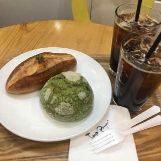 [도쿄팡야]아메리카노2잔+말차메론빵+명란바게트 set — 3점을 준 리뷰어가 2019년 1월 올린 사용 사진
