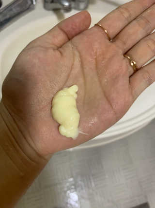 홈앤살롱 집에서 하는 모발클리닉 디스 이즈 앝 — 4점을 준 리뷰어가 2019년 8월 올린 사용 사진