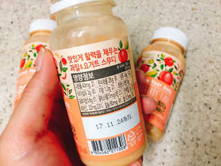 풀무원 스무디랩 피치&비타 — 4.67점을 준 리뷰어가 2017년 11월 올린 사용 사진