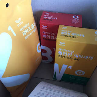 레인보우샵 올인원세탁세제,베이킹소다 스틱포6개입+세탁조클리너 — 4.83점을 준 리뷰어가 2018년 3월 올린 사용 사진
