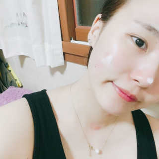 포렌코즈 아쿠아 커넥션 크림 — 4.67점을 준 리뷰어가 2017년 8월 올린 사용 사진
