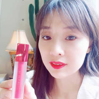 [블랙루즈] 에어 핏 촉촉틴트 + 크리미 벨벳 립크레용 — 5점을 준 리뷰어가 2018년 7월 올린 사용 사진