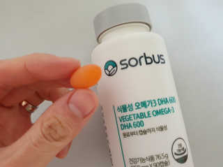 소버스 식물성 오메가3 DHA 600 — 5점을 준 리뷰어가 2020년 3월 올린 사용 사진