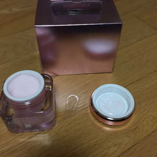 레디 아쿠아 글라스 코팅 크림 — 4.67점을 준 리뷰어가 2017년 10월 올린 사용 사진