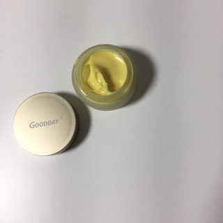 GoodDay Skincare GoodDay 강황 크림 — 1점을 준 리뷰어가 2019년 8월 올린 사용 사진
