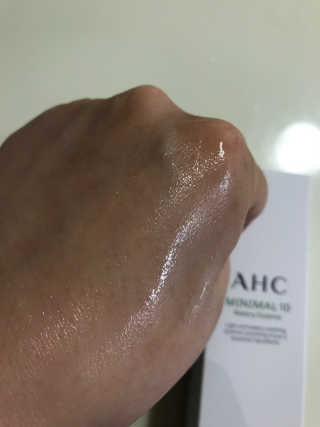 AHC 에이 에이치 씨 미니멀 10 워터리 에센스 — 3점을 준 리뷰어가 2018년 11월 올린 사용 사진