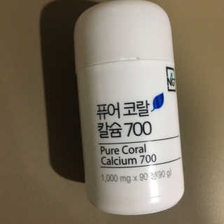 네츄럴굿띵스 퓨어 코랄 칼슘 700 30일분 — 3.67점을 준 리뷰어가 2018년 10월 올린 사용 사진
