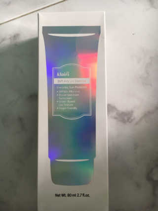 소프트 에어리 UV 에센스 SPF 50 PA ++++ — 5점을 준 리뷰어가 2019년 3월 올린 사용 사진