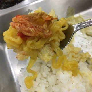 오뚜기카레면 2차 모집 — 1점을 준 리뷰어가 2019년 2월 올린 사용 사진