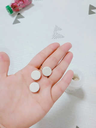 네츄럴굿띵스 퓨어 키즈 칼슘 앤 징크D 30일분 — 5점을 준 리뷰어가 2018년 8월 올린 사용 사진