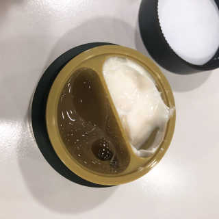 토니모리 프롬 강화 맑은 약쑥 두 겹 진정 크림 — 4점을 준 리뷰어가 2019년 9월 올린 사용 사진
