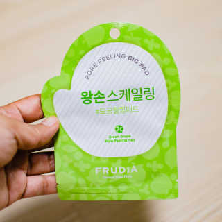 [후르디아] 청포도 매끈약산성 필링 패드_50매 세트 — 5점을 준 리뷰어가 2019년 9월 올린 사용 사진