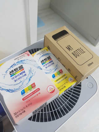 센트룸 아쿠아비타 레몬향, 딸기향 — 4.67점을 준 리뷰어가 2019년 8월 올린 사용 사진