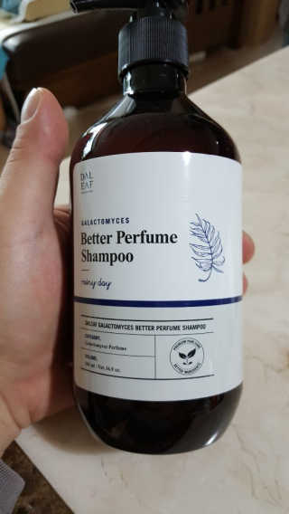 달리프 베러 퍼퓸 샴푸 1000ml 레이니데이 or 일랑로즈 — 5점을 준 리뷰어가 2019년 12월 올린 사용 사진
