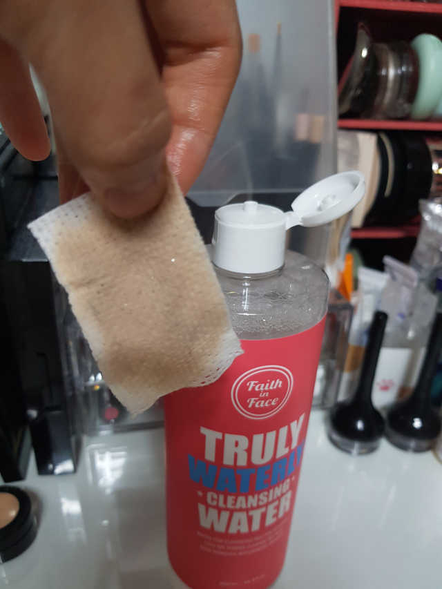 트룰리 워터리 클렌징 워터_에그 화이트 휩 클렌징 폼 리뷰 사진