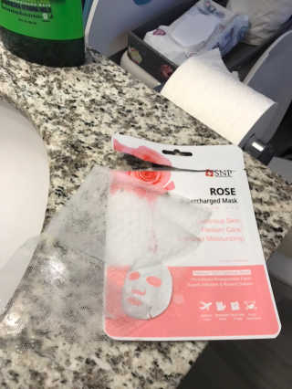 SNP Supercharged Mask_Rose Centifoli Flower — 4점을 준 리뷰어가 2019년 1월 올린 사용 사진