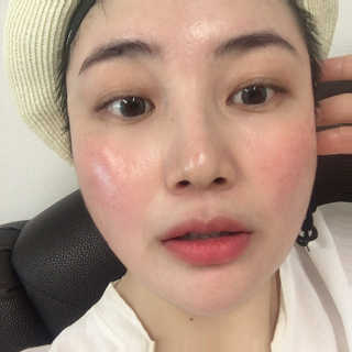 [블랙루즈] 컬러 락 하트 틴트 1+1 — 5점을 준 리뷰어가 2019년 8월 올린 사용 사진