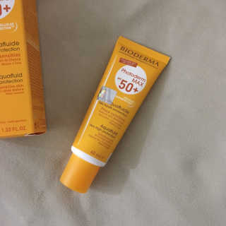 BIODERMA 바이오더마 포토덤 아쿠아 플루이드 선 — 4점을 준 리뷰어가 2017년 3월 올린 사용 사진