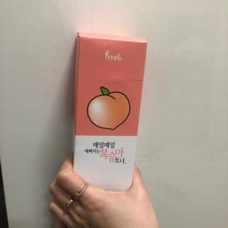 프레티 복숭아 토너 + 소프트 엠보 코튼 화장솜 — 3.5점을 준 리뷰어가 2019년 4월 올린 사용 사진