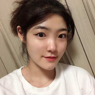 23years old 코쿤 윌로우 실키 마스크 — 3.5점을 준 리뷰어가 2018년 4월 올린 사용 사진
