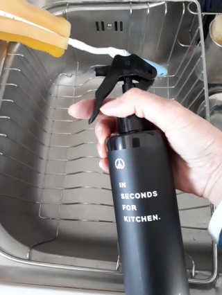 PEACE MOMENT 피스모먼트 인세컨즈포키친 320mL 천연살균소독제 — 4점을 준 리뷰어가 2019년 2월 올린 사용 사진