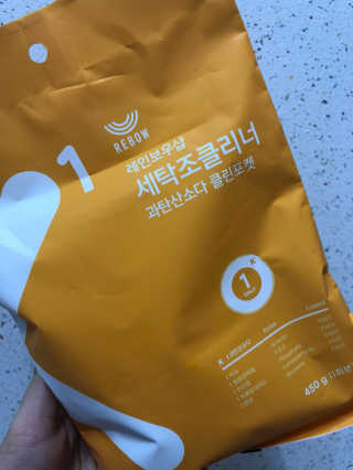 레인보우샵 올인원세탁세제,베이킹소다 스틱포6개입+세탁조클리너 — 4.67점을 준 리뷰어가 2018년 4월 올린 사용 사진