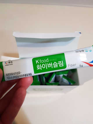 케이푸드 똥기사의 Kfood 화이버슬림 — 5점을 준 리뷰어가 2019년 10월 올린 사용 사진