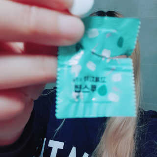 솔테라피 씹는 고체치약 투스탭 스파클레몬 6정 x 5박스 — 5점을 준 리뷰어가 2019년 5월 올린 사용 사진