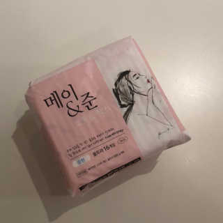 메이앤준 소프트맥스 생리대 — 4점을 준 리뷰어가 2019년 4월 올린 사용 사진