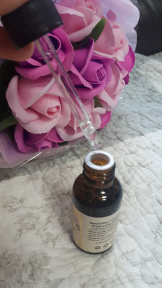 [스킨큐어] 산다화 비타민C 화이트닝 에센스 30ml — 4.5점을 준 리뷰어가 2019년 7월 올린 사용 사진