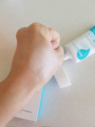 마더메이드 더 아쿠아라이트 CC크림 SPF50+ PA+++ — 5점을 준 리뷰어가 2019년 5월 올린 사용 사진
