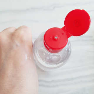 솔테라피 안나 트러블 토너 300ml — 4.5점을 준 리뷰어가 2019년 4월 올린 사용 사진