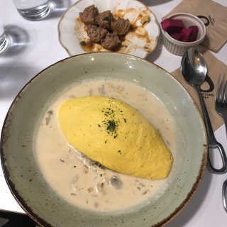 [에그썸] 토네이도 or 마그마 오믈렛 1+ 토르돈가스 1 — 4.5점을 준 리뷰어가 2019년 2월 올린 사용 사진