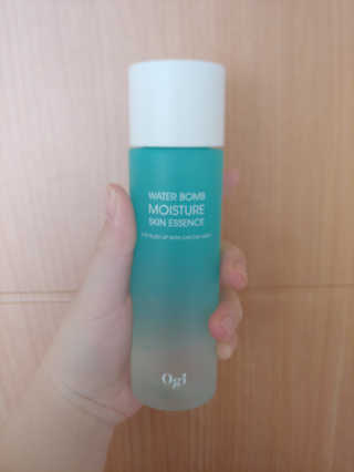 오지아이 워터 밤 모이스처 스킨 에센스 180ml — 3.5점을 준 리뷰어가 2020년 1월 올린 사용 사진