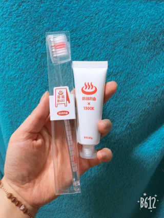 이태리숍 덴탈케어_치약 칫솔 — 3.5점을 준 리뷰어가 2018년 4월 올린 사용 사진