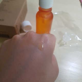 비건화장품 멜릭서 내 피부를 위한 비건케어, 멜릭서 비타민세럼 — 2점을 준 리뷰어가 2019년 3월 올린 사용 사진