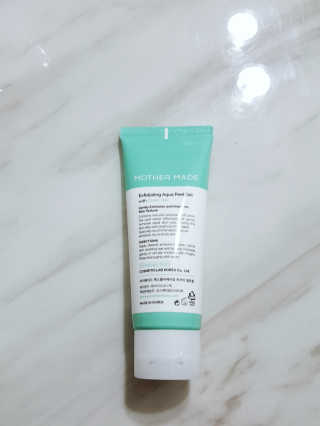 [마더메이드]엑스폴리에이팅 아쿠아필링젤 w. 그린티_E — 5점을 준 리뷰어가 2019년 8월 올린 사용 사진
