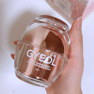 GYEOL 엑토인 헤븐 베리어 에버 모이스쳐라이징 크림 — 3.5점을 준 리뷰어가 2019년 12월 올린 사용 사진