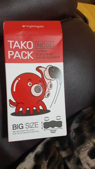나이팅게일 TAKO PACK NOSE [문어코팩] — 5점을 준 리뷰어가 2017년 4월 올린 사용 사진