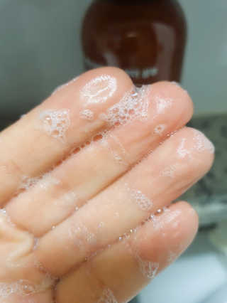 에브리톡톡 파우더샴푸와 프리미엄 헤어토닉 세트 — 4점을 준 리뷰어가 2019년 10월 올린 사용 사진