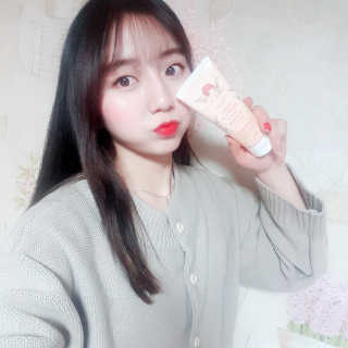 보타미안  엔젤모링가 아쿠아베리어 팩 — 4점을 준 리뷰어가 2018년 2월 올린 사용 사진