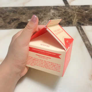 포피엠테라피 화이트 블라썸 밀크 푸딩솝 — 5점을 준 리뷰어가 2019년 7월 올린 사용 사진