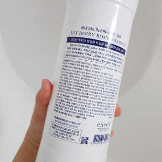 (주)에네스티 믹스베리 단백질 폭탄 샴푸 1000g — 5점을 준 리뷰어가 2019년 10월 올린 사용 사진